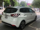 Kia RONDO -1.7 D-AT màu trắng tự động
