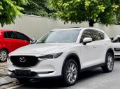 giá tốt nhất cho khách liên hệ em Tuyền ngay, full option, màu đẹp
