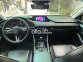 Bán mazda3 màu trăng bản luxury đời 2022 chính chủ