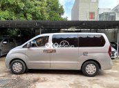Hyundai starex số sàn máy xăng 7 chổ chính chủ