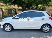 Xe Mazda 2S