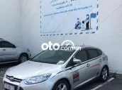 Bán Ford Fucus 1.6AT hatchback 2013 form mới