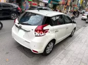 Bán xe yaris G 2015 màu trắng