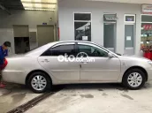 Camry 2.4G màu ghi Hồng kiểm định 4/024. Oddo 61K