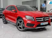 xe Mercedes gầm cao nhỏ gọn đi gia đình GLA250 4Matic