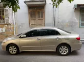 Toyota altis 1.8AT 2011 vàng cát chính chủ