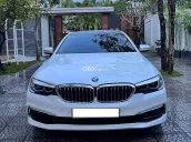 BMW 520i Luxury 2019