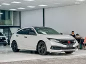 Honda Civic RS 1.5L Turbo sx 2019 .