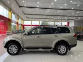 SUV 7 chỗ cực đẹp, máy xăng cực khỏe, keo chỉ Zin