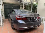 Honda Accord nhập Thái nguyên bản, gần như mới