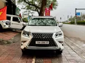 Lexus giá chỉ ngang Toyota LC300