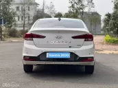 Hyundai Elantra 2020 số sàn