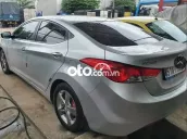 Hyundai Elantra 2014 std cửa sổ nóc