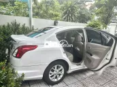 Bán xe Nissan Sunny 1.5XV 2018 Trắng Đẹp