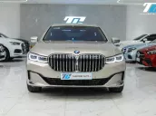 "Biệt thự" nhập Đức BMW 730Li Pure Excellence 2021 9000km