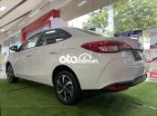 Toyota vios 2023 E MT màu trắng mới bảo hành 3 năm