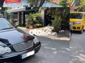 Cần bán xe Mercedes C200 màu đen 2002 ODO 13.8v