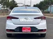 Hyundai Elantra 2019 1.6MT