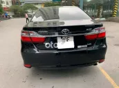 bán camry 2.0E 2019 chính chủ đang dùng