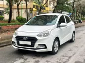 Sedan màu trắng xe đẹp xuất sắc