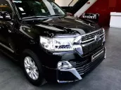 Toyota Land Cruiser 2017 nhập khẩu cực hiếm