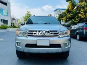 Toyota Fortuner 2009 2.7 AT còn mới cứng