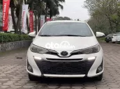 Yaris G 2018 trắng đăng ký 2019 odo chuẩn 5v1 Km