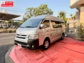 Hiace 2.7MT - Xăng 16 chổ