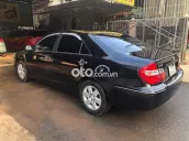 Toyota Camry 2003 số sàn.