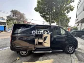 Bán xe Ford Tourneo 2020