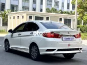 Honda City top 2019 màu trắng odo 62000km bán gấp