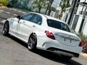 C300 AMG T1/2017 trắng đỏ mới lăn bánh 1v2