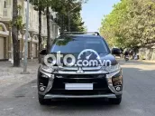 Mitsubishi Outlander 2.0 CVT Premium 2018. Đi 8v6