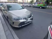 Toyota Camry 2.0E 2015 còn rất mới