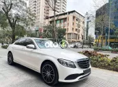 Mercedes Benz C200 Exclusive2020 trắng kem siu hot