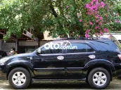 Toyota Fortuner 2010 tự động