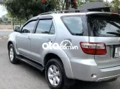 Bán Toyota Fortuner 2011 máy dầu MT