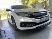 Honda Civic 2020 bản G màu trắng