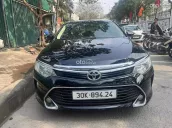 Toyota Camry 2017 tại Hà Nội