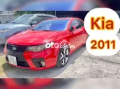 xe 5 chổ kia cersto koup