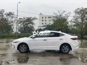 Bán Hyundai Elantra 2019