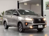 TOYOTA INNNOVA E MT 20 CHẠY LƯỚT LÊN FULL ĐỒ