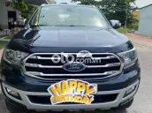 Ford Everest 2020 7 chỗ Đen Mới 99%