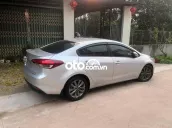 Em cần bán kia cerato số sàn sx 2016