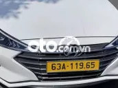 Hyundai Elantra 2019 1.6 MT