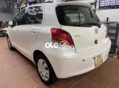 Toyota Yaris 2011