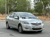 Bán xe Toyota Vios 2013