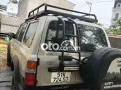 Toyota Land Cruiser 9 chỗ