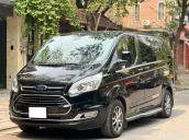 Ford Tourneo 2021 tại Hà Nội