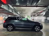 Mercedes GLC 250 4matic model 2017 chỉ 8xx Triệu